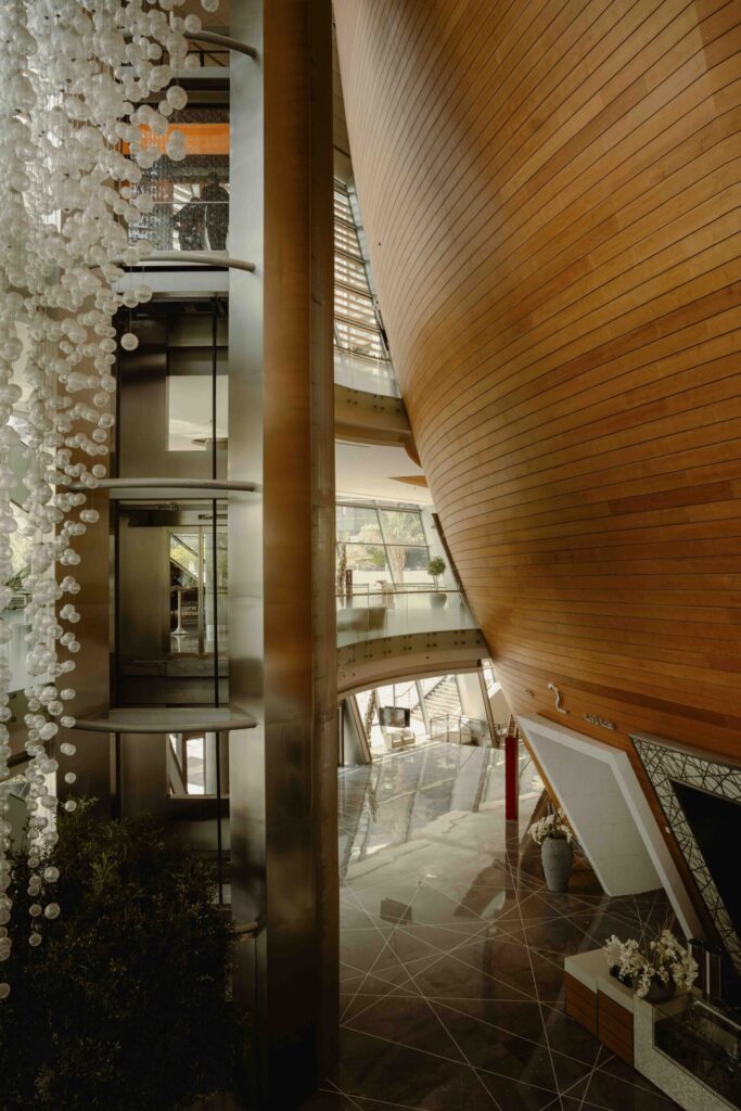 Dubai Opera creative, frame 9